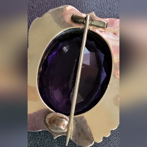 14k Victorian Brooch - Picture 13 of 16